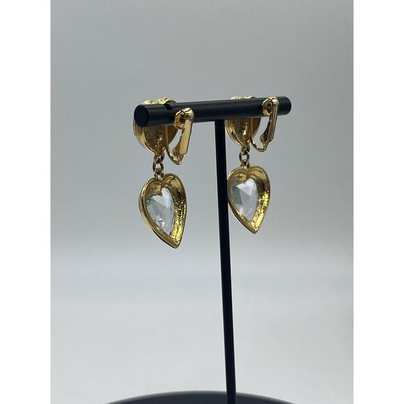 Gold Tone Unsigned Faceted Heart Dangle Clip On Earrings High End - Picture 7 of 13